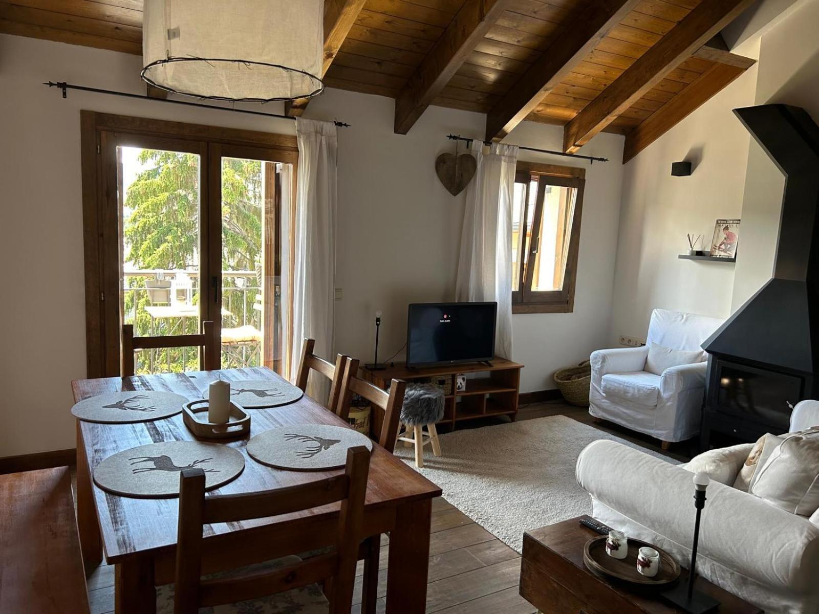 Apartament Del Llac Osséja エクステリア 写真
